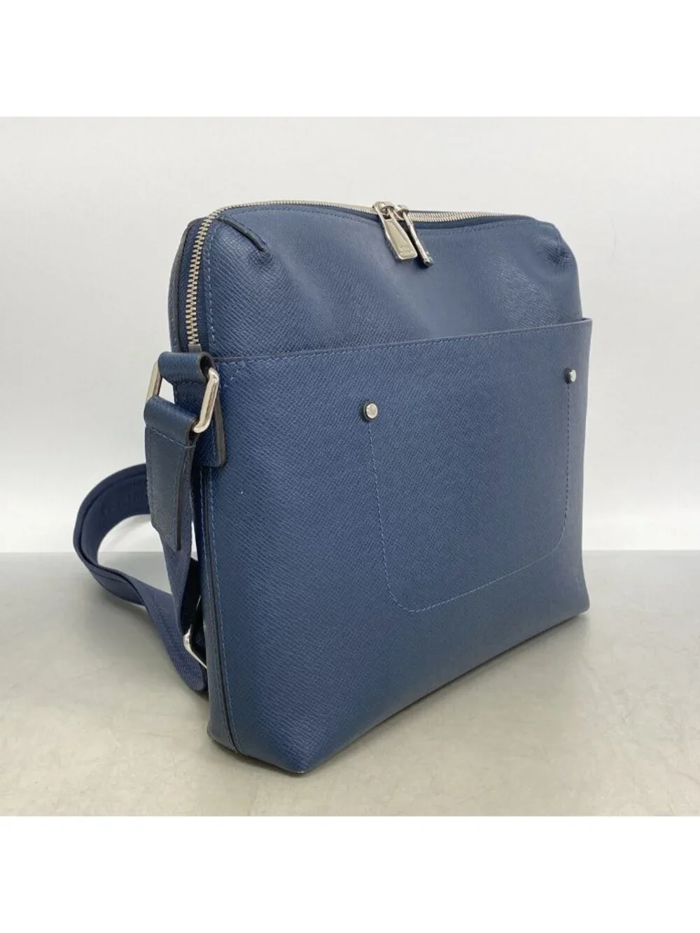 Louis Vuitton Shoulder Bag Taiga Grigori Messenger PM Ocean